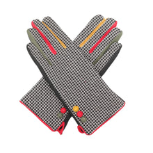 Load image into Gallery viewer, Miss Sparrow Chequered Gloves
