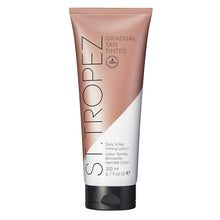 Load image into Gallery viewer, St. Tropez Gradual Tan Tinted Body Lotion 200ml
